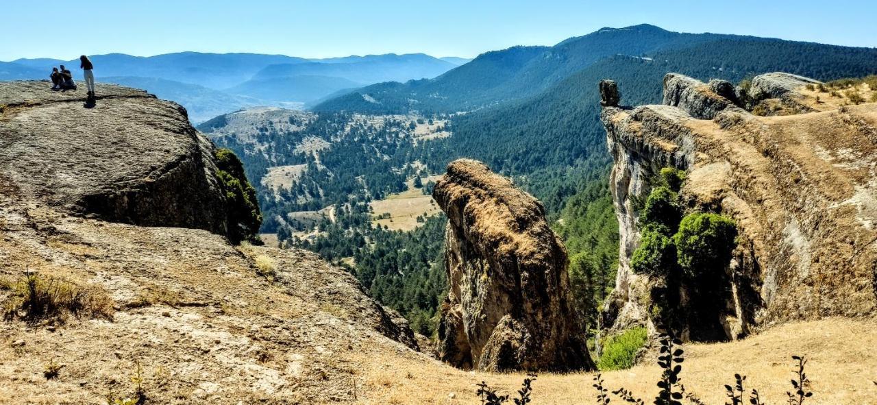 Alojamiento Rural Los Hacheros Tragacete Kültér fotó